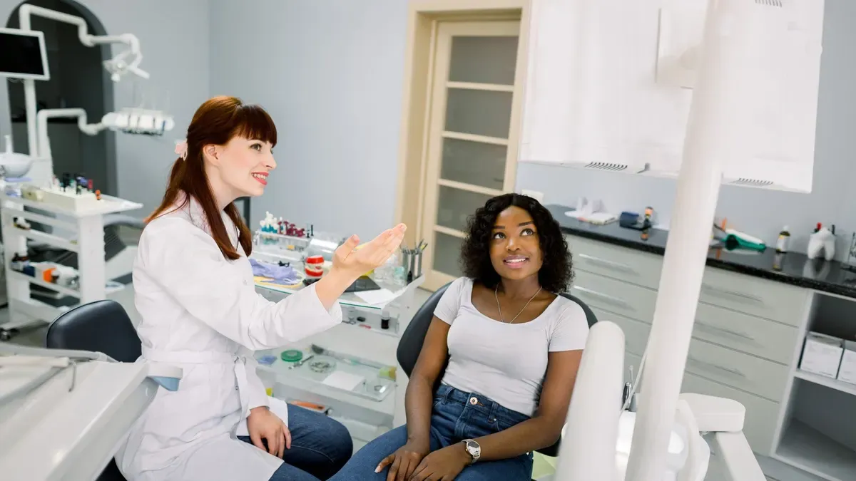 Certificação de auxiliar de dentista: veja como conquistá-la