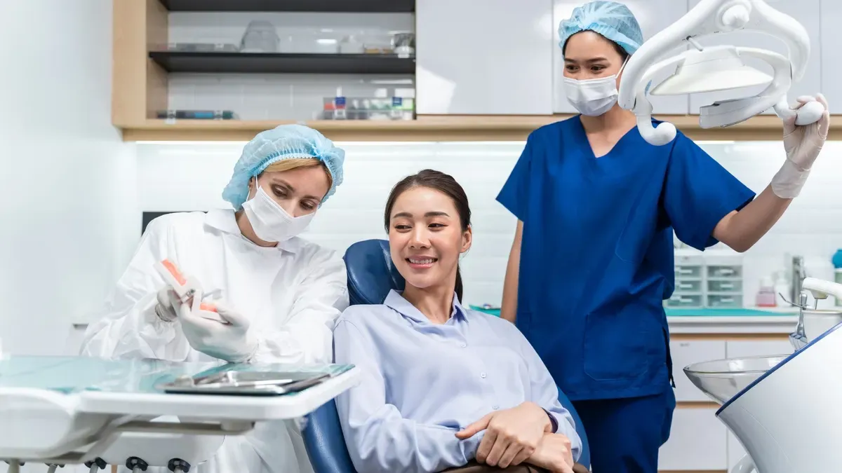 Auxiliar de dentista pode ser MEI? Saiba neste post